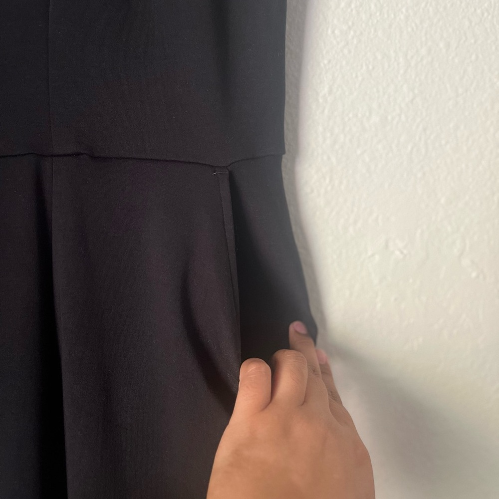 Old Navy: Women’s Black Cap-Sleeve Full Length Jumpsuit - Picture 3 of 4